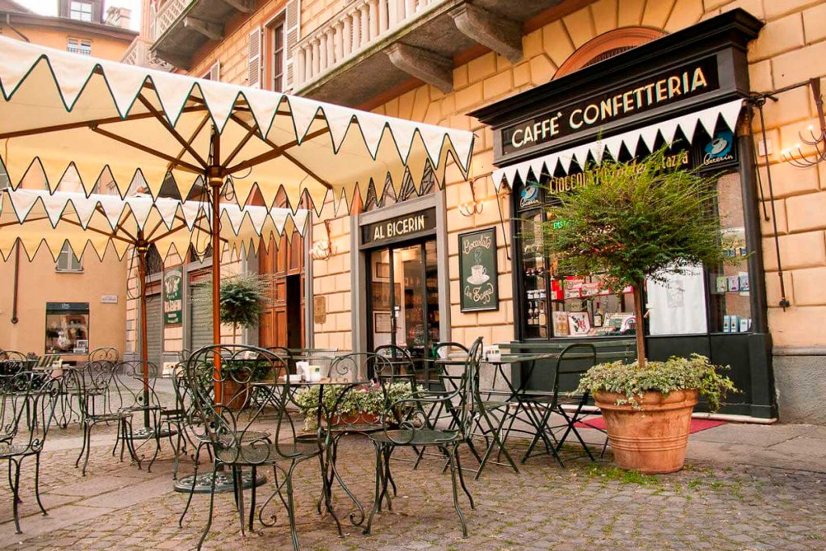 Historic café in Turin